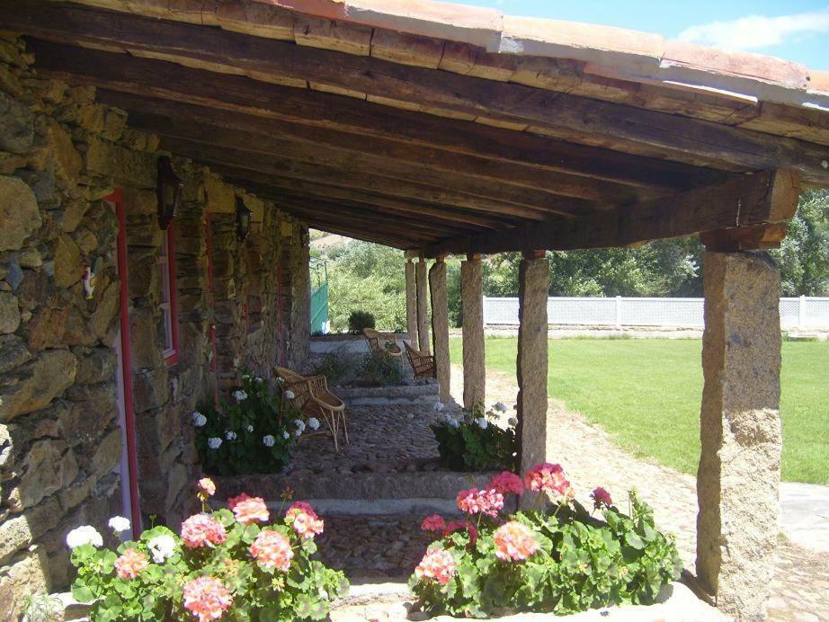 Quinta Do Barracao Da Vilarica Lodoes Bagian luar foto