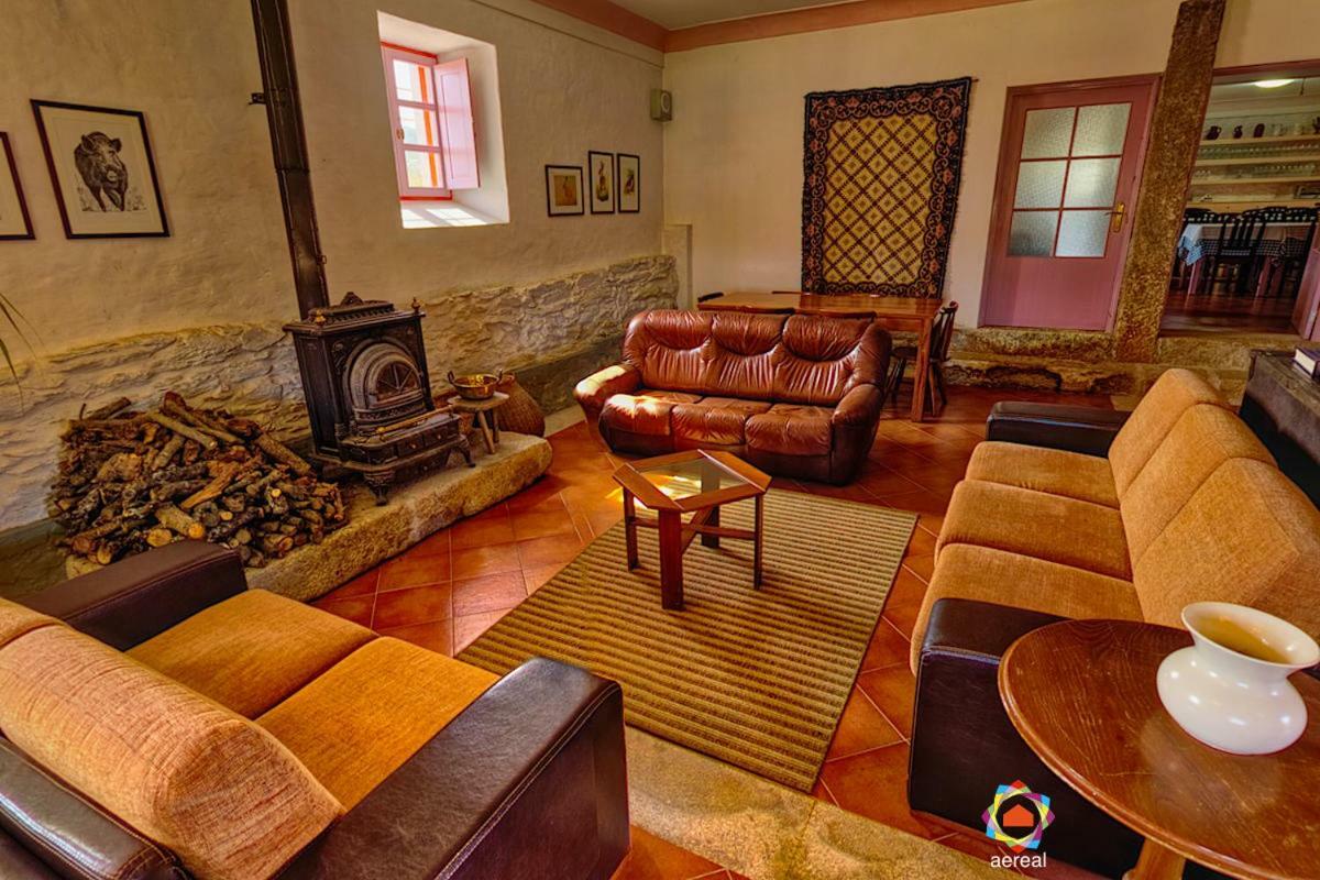 Quinta Do Barracao Da Vilarica Lodoes Bagian luar foto